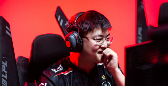 Uzi连续七场比赛得分超过比赛局势复杂,切尔西不断突破! Uzi连续七场比赛得分超过比赛局势复杂,切尔西不断突破!