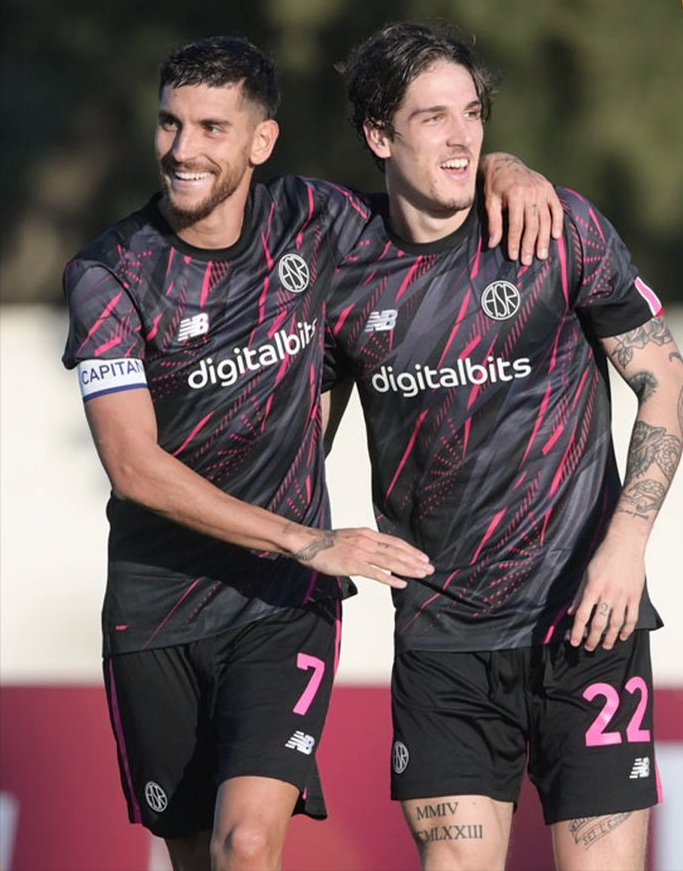 今夜体能课后，浙江队远射贴柱备战意大利杯，话题不断，团队化学反应显著